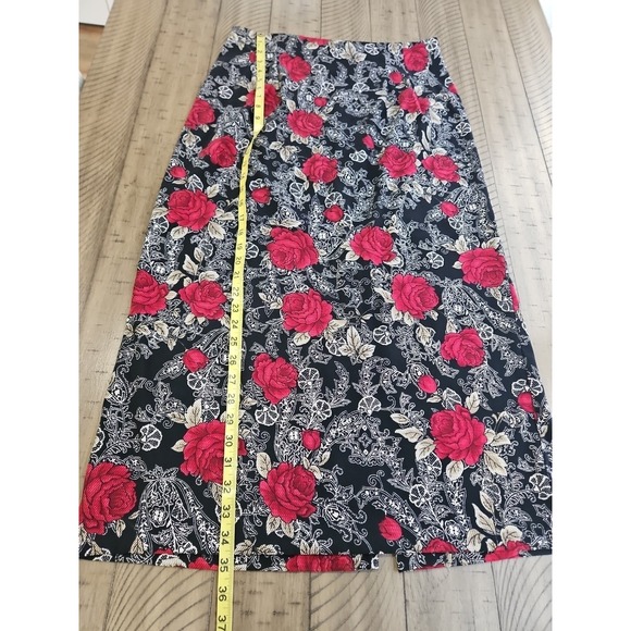 Briggs New York Skirt 14 Black Red Floral Whimsigoth Grunge Soft Midi Back Slit - Picture 8 of 12